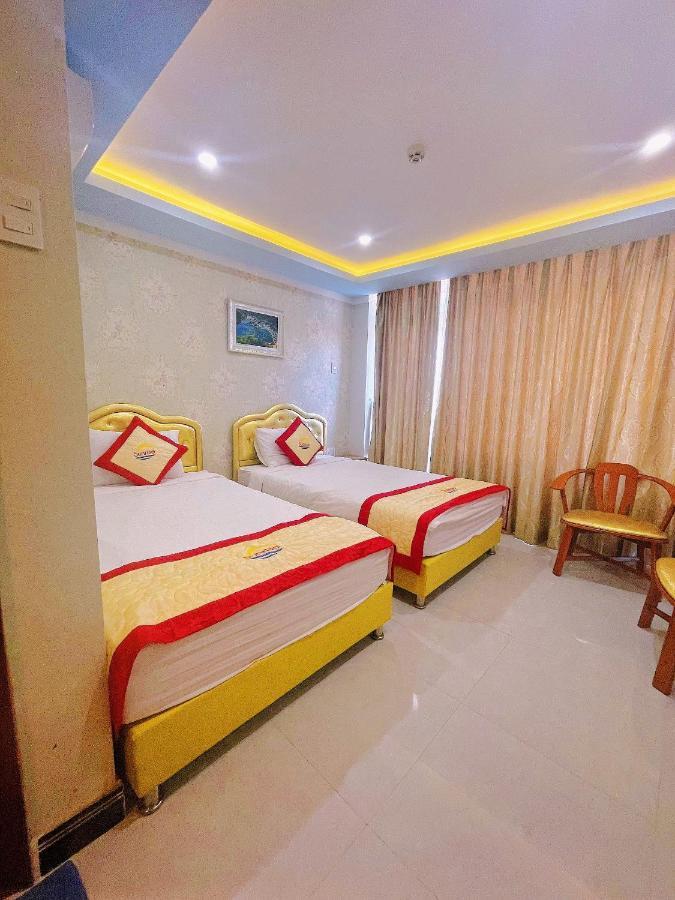 Отель KháCh SạN Sunrise Ninh ThuạN Фанранг Экстерьер фото